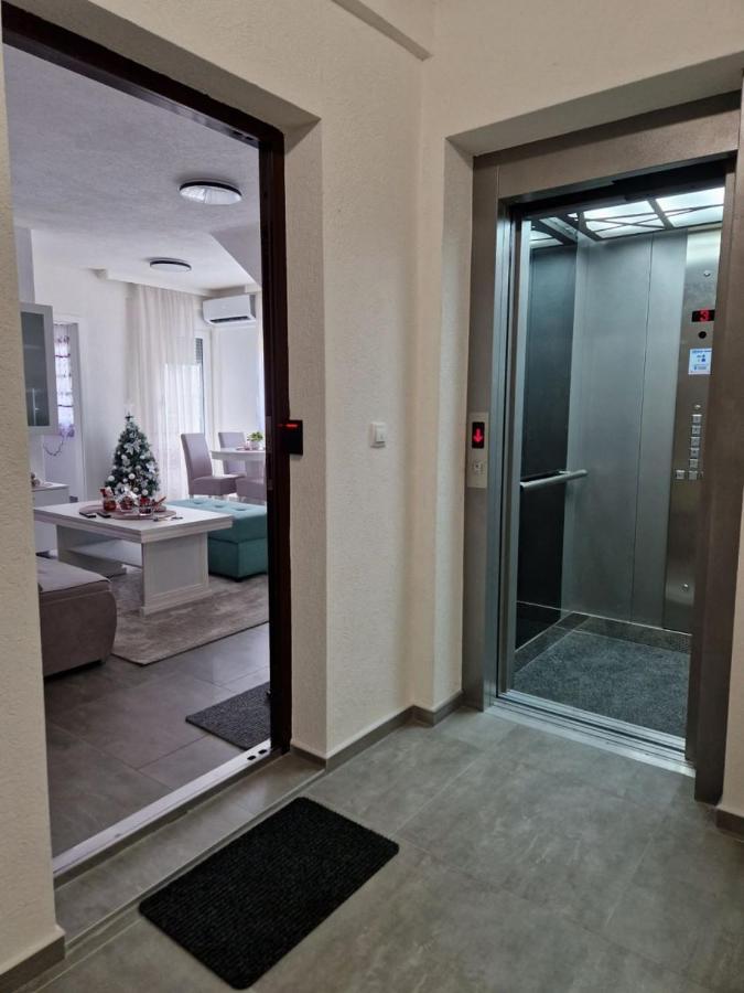 Stan Na Dan - Brcko 1 Apartment Luaran gambar
