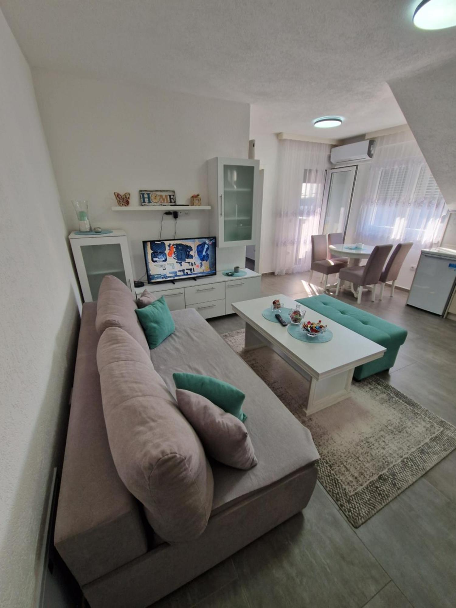 Stan Na Dan - Brcko 1 Apartment Luaran gambar